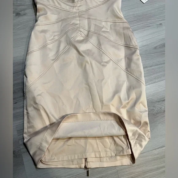 Jessica Simpson Blush Beige
Sheath Bandage Open Back - Picture 10 of 12